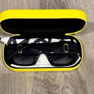 Marc Jacob’s polarized sunglasses black and gold  with  Case